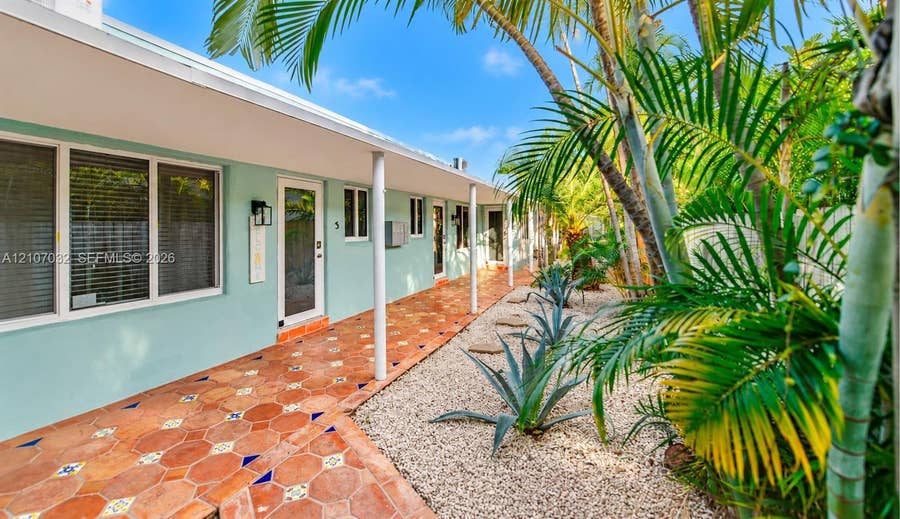Property photo for 443 NE 17th Way, Fort Lauderdale, FL
