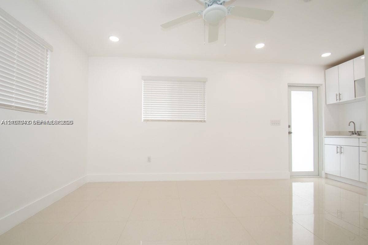 233-b NW 53rd Avenue, #1, Miami, Miami, FL 33126 Photo 6