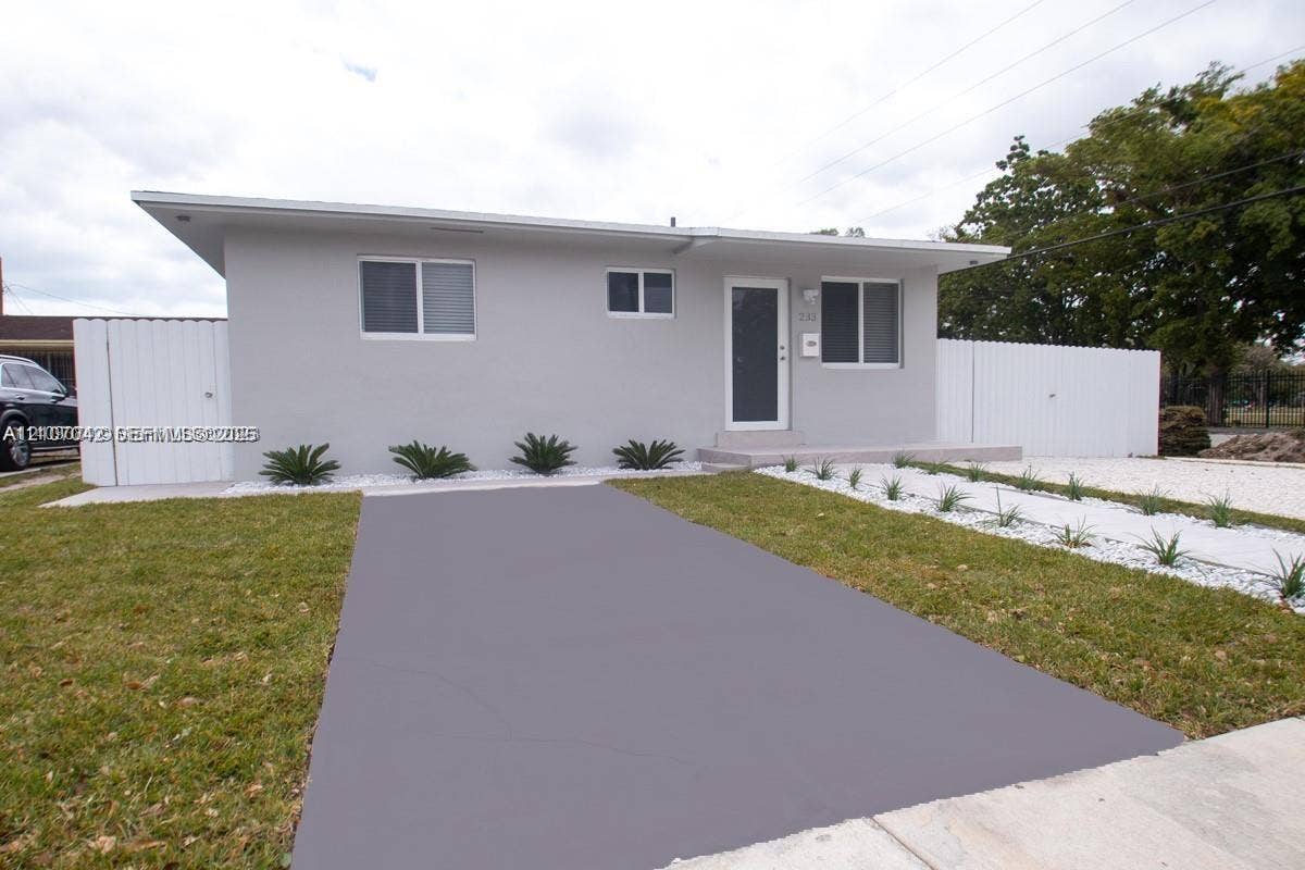 233-b NW 53rd Avenue, #1, Miami, Miami, FL 33126 Photo 2