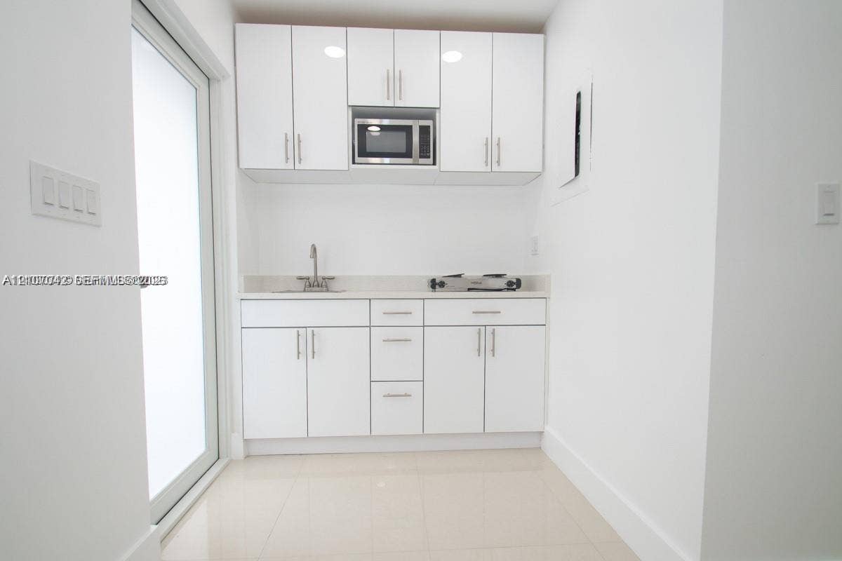 233-b NW 53rd Avenue, #1, Miami, Miami, FL 33126 Photo 10