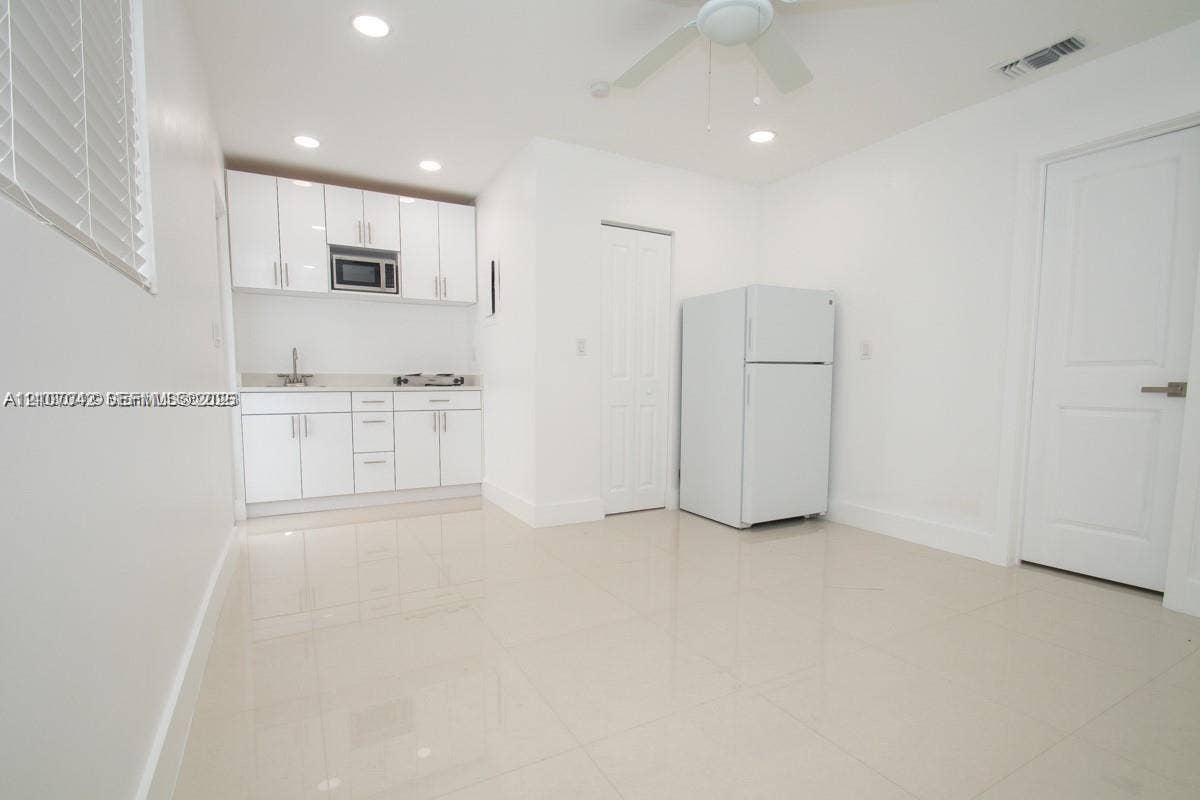 233-b NW 53rd Avenue, #1, Miami, Miami, FL 33126 Photo 1