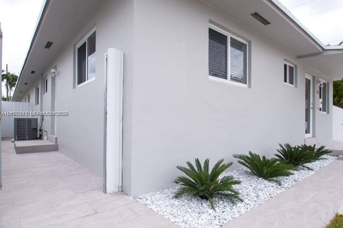233-b NW 53rd Avenue, #1, Miami, Miami, FL 33126 Photo 3
