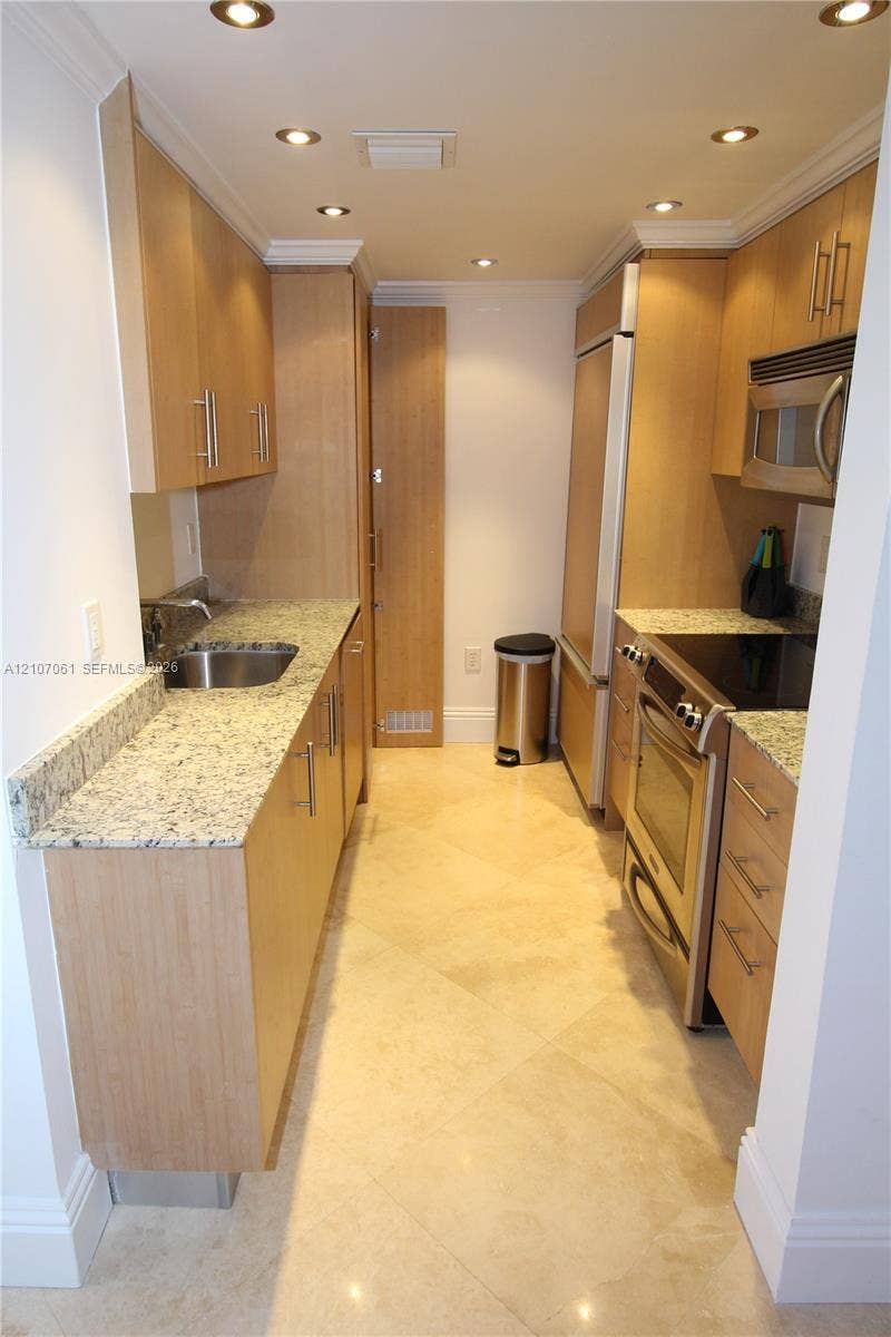 10275 Collins Avenue, #833, Bal Harbour, FL 33154 Photo 29