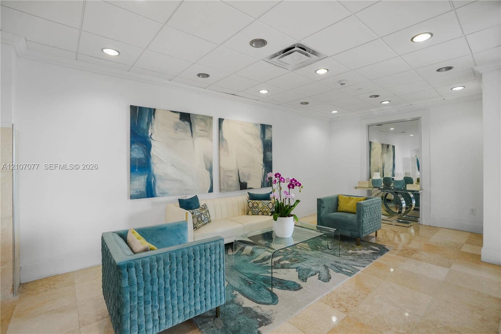 209 N Fort Lauderdale Beach Boulevard, #12H, Fort Lauderdale, Fort Lauderdale, FL 33304 Lobby Lounge Area
