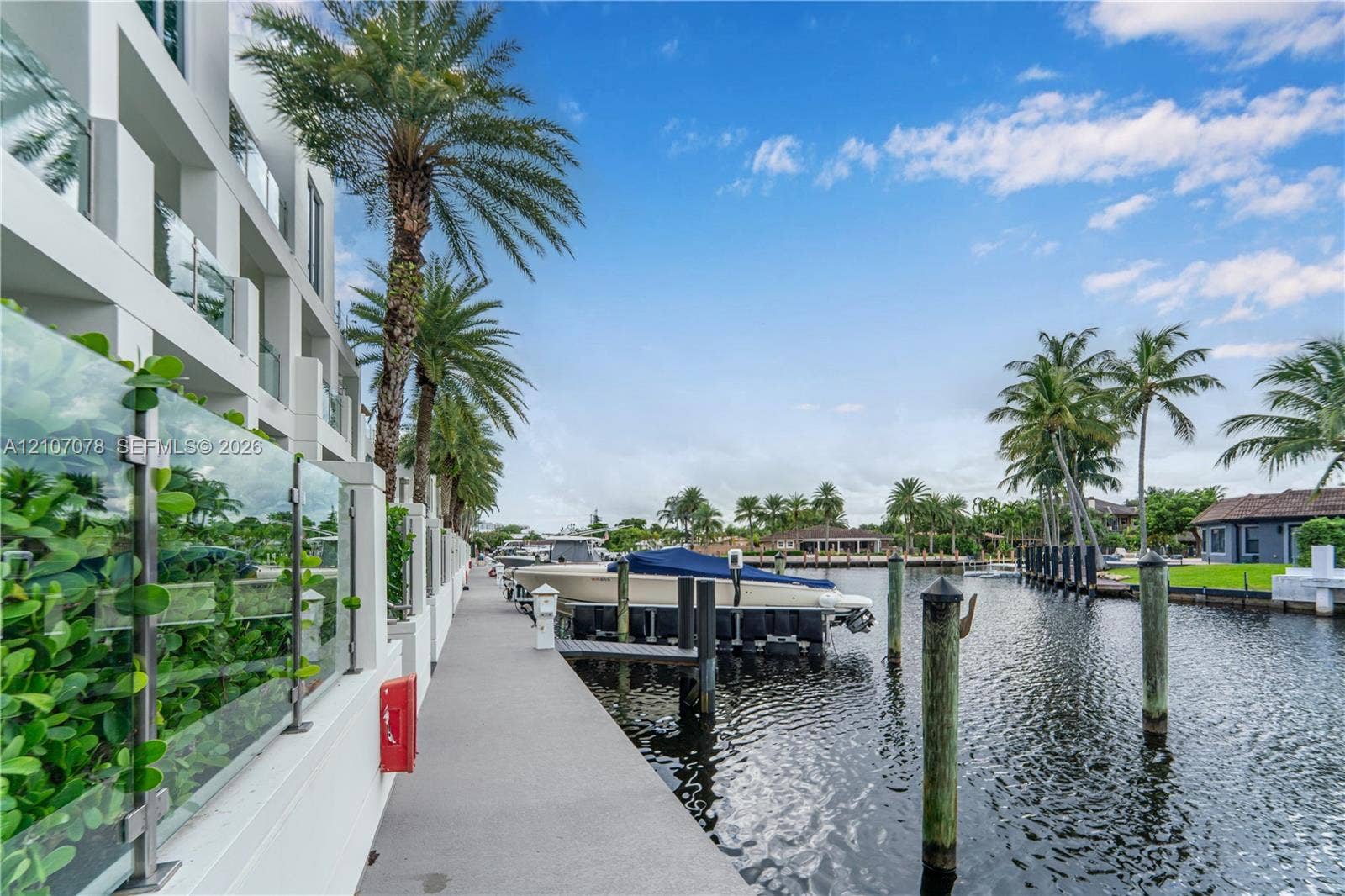 259 Shore Court, Lauderdale By The Sea, FL 33308 Private dock can fit up to a 33 ft boat