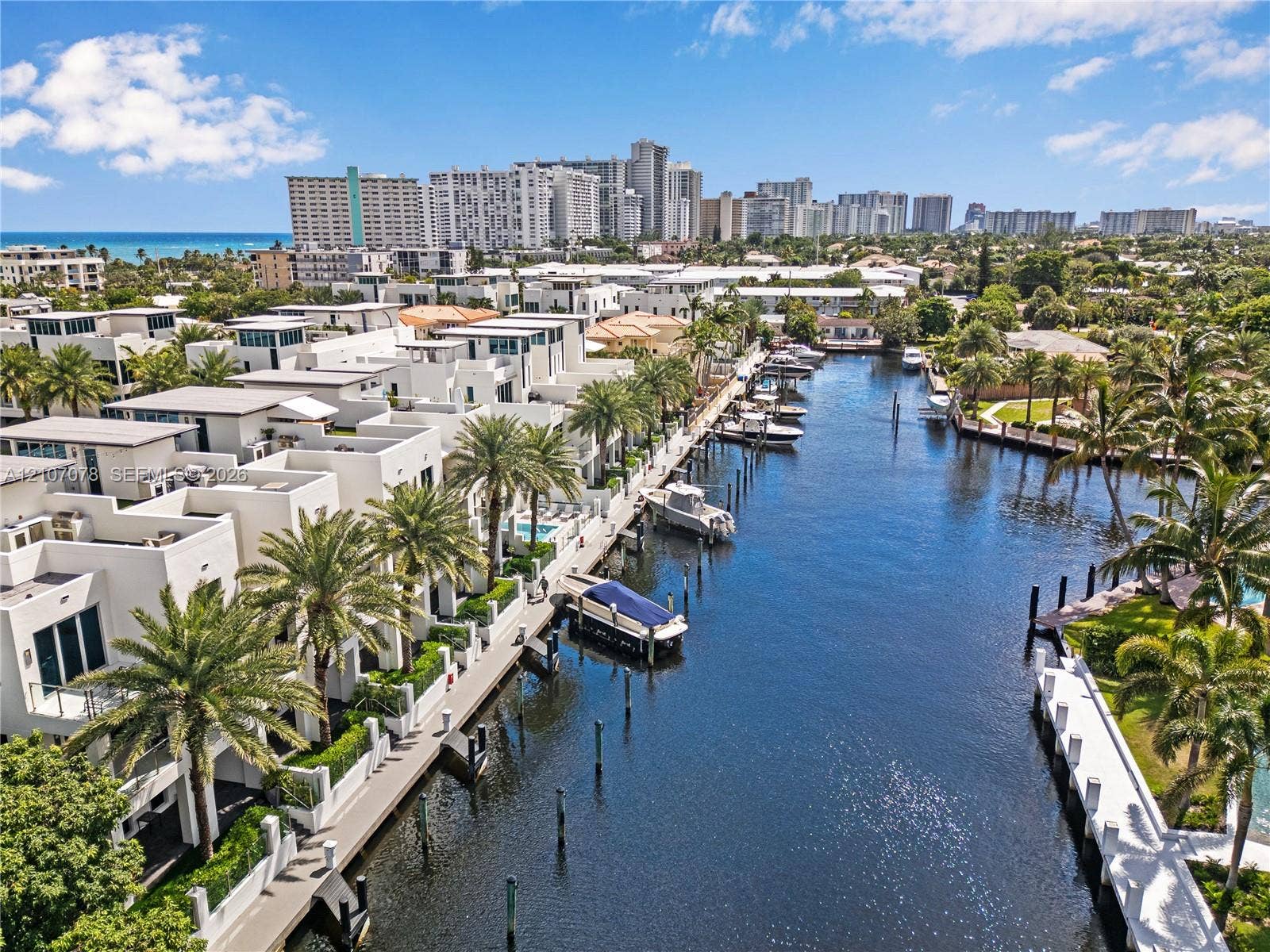259 Shore Court, Lauderdale By The Sea, FL 33308 Entrance