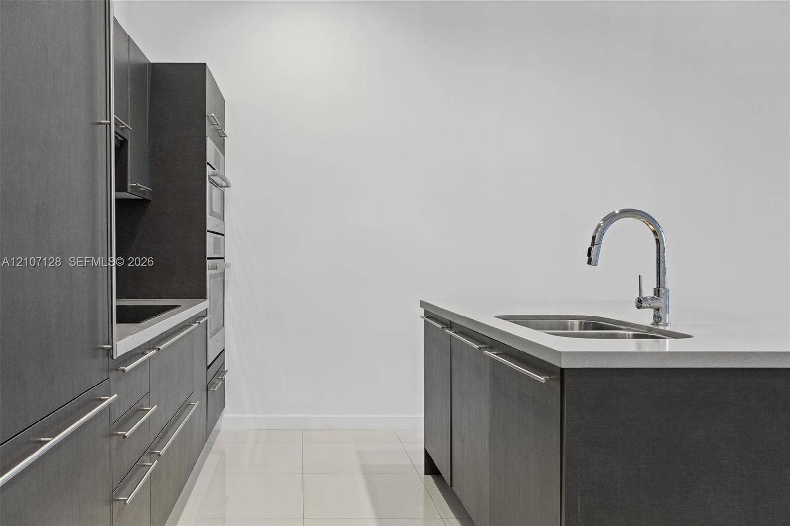 7875 NW 107th Avenue, #802, Doral, Doral, FL 33178 Modern kitchen featuring Bosch appliances