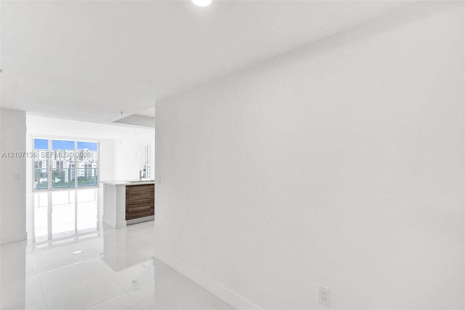 330 Sunny Isles Boulevard, #5-805, Sunny Isles Beach, Sunny Isles Beach, FL 33160 Photo 6