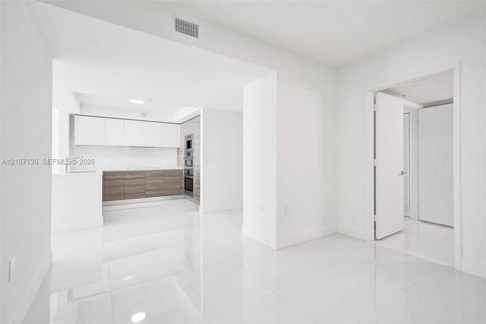 330 Sunny Isles Boulevard, #5-805, Sunny Isles Beach, Sunny Isles Beach, FL 33160 Photo 23