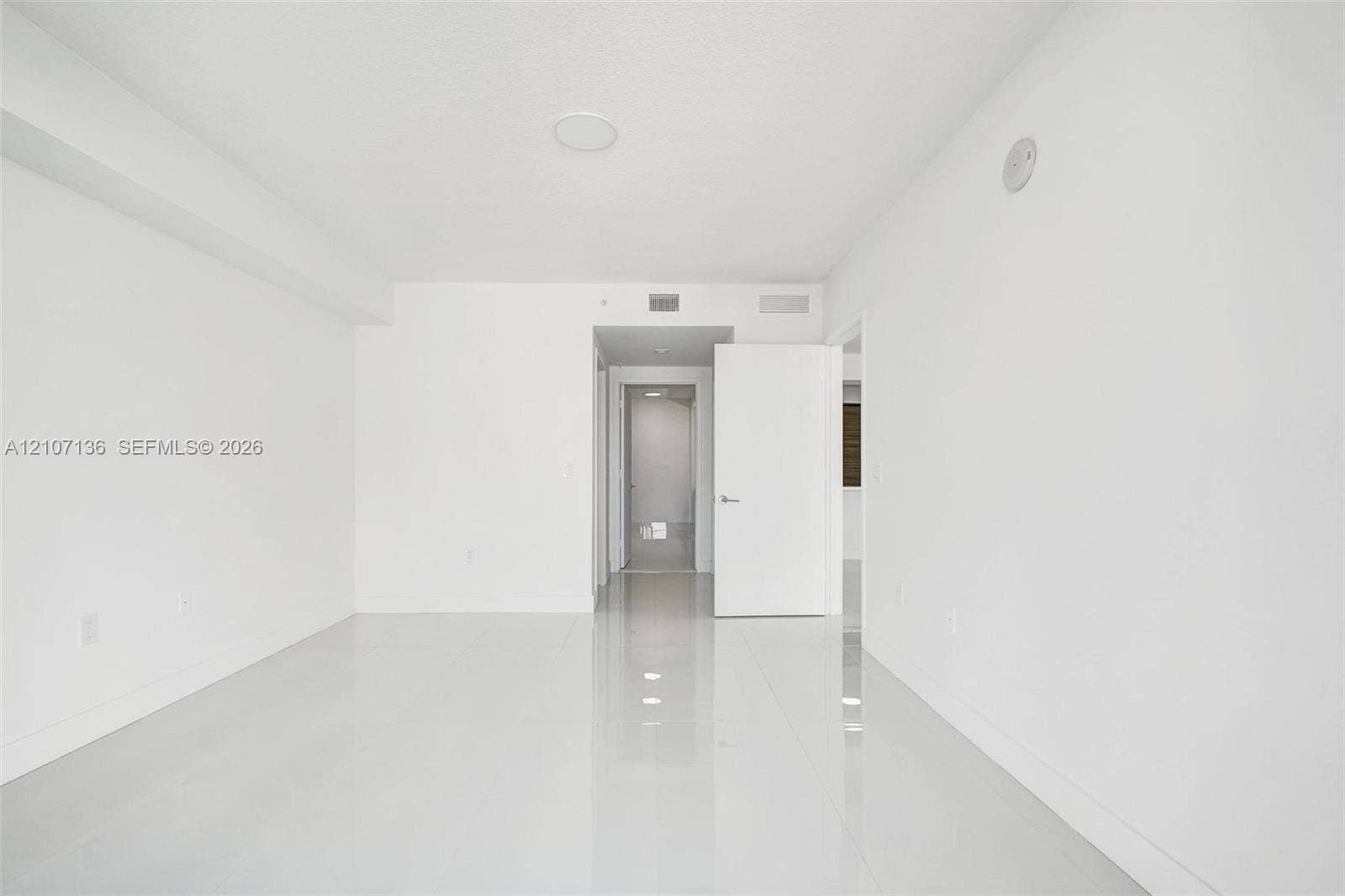 330 Sunny Isles Boulevard, #5-805, Sunny Isles Beach, Sunny Isles Beach, FL 33160 Photo 45