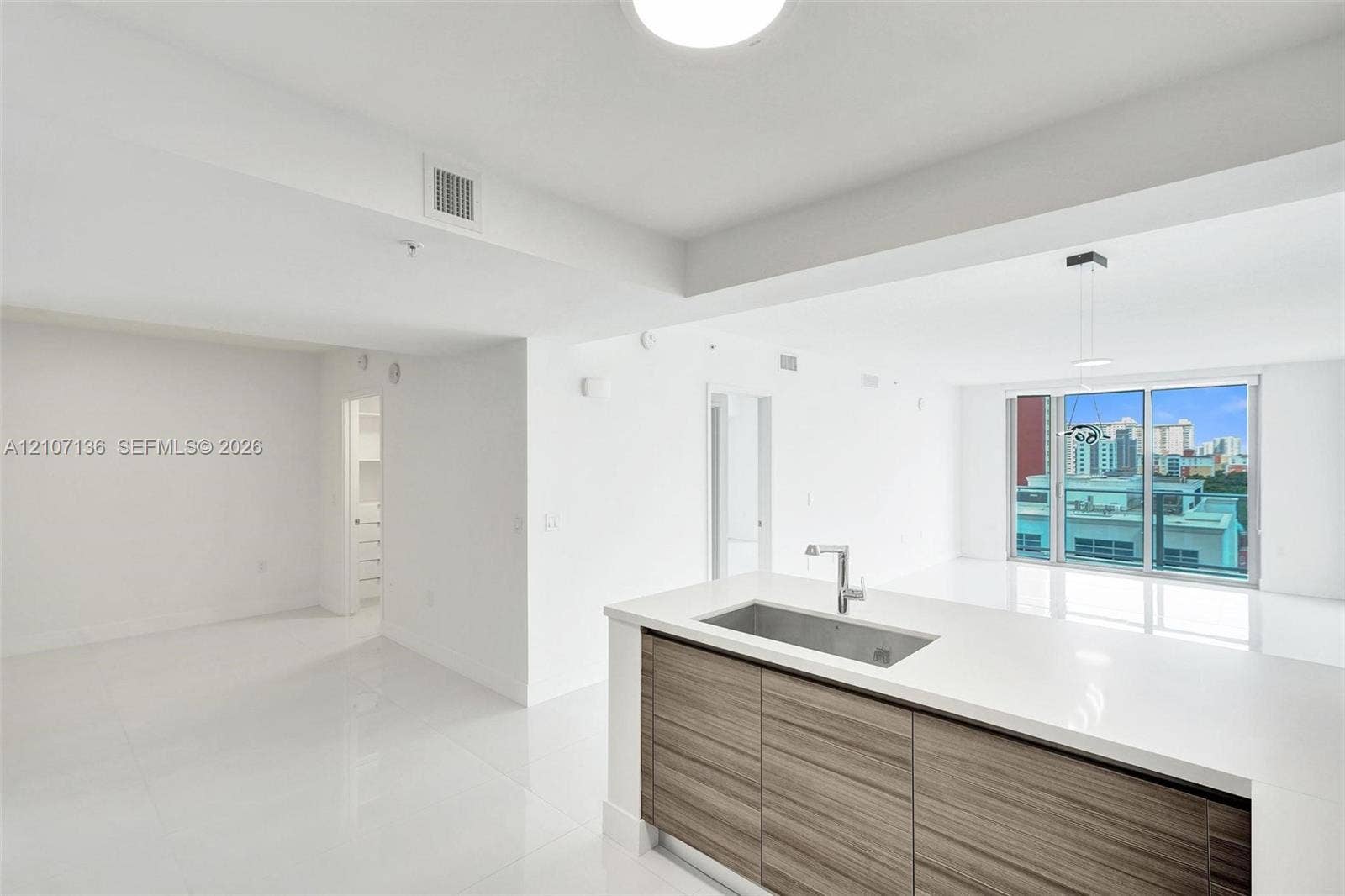 330 Sunny Isles Boulevard, #5-805, Sunny Isles Beach, Sunny Isles Beach, FL 33160 Photo 2