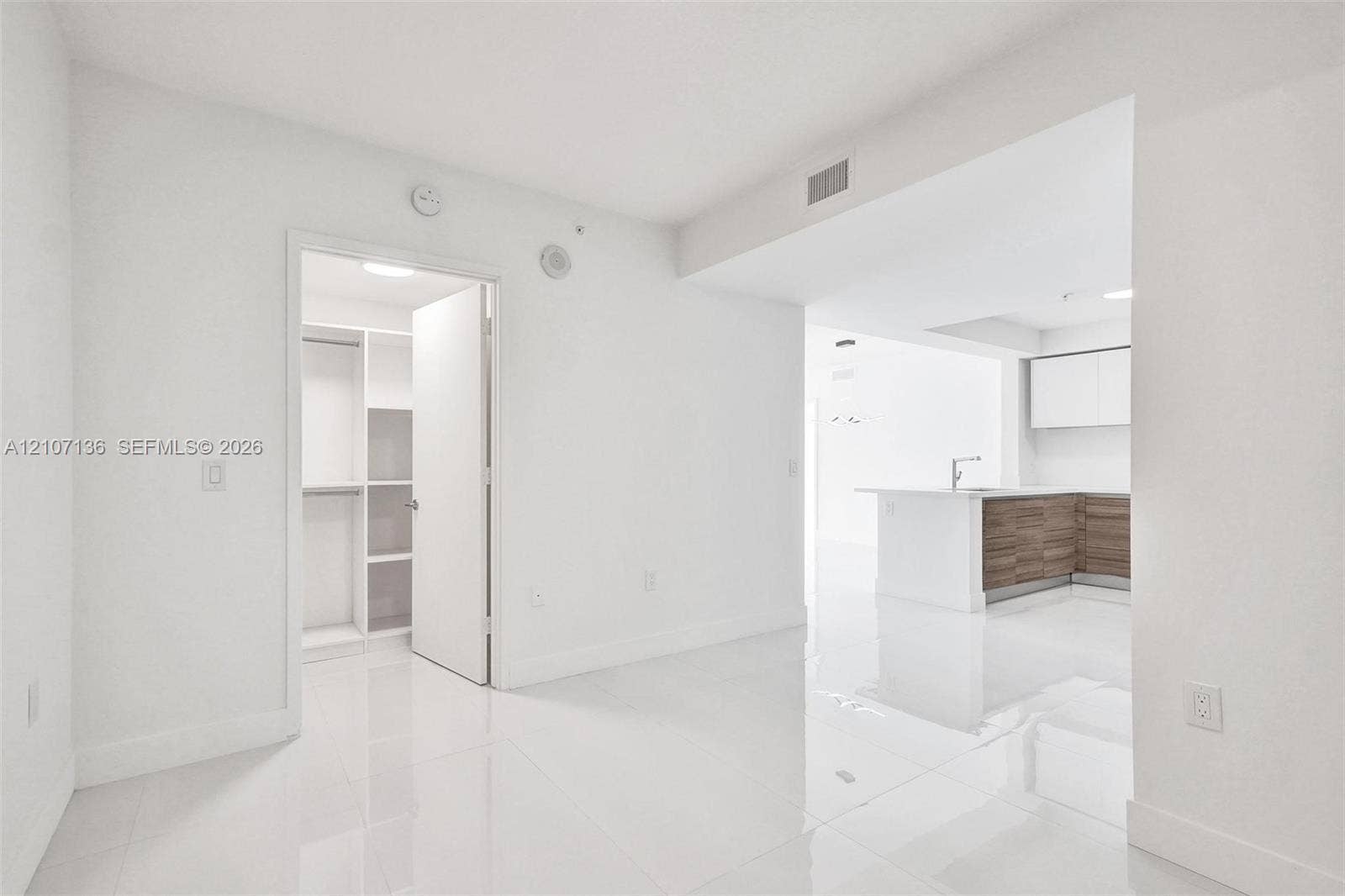 330 Sunny Isles Boulevard, #5-805, Sunny Isles Beach, Sunny Isles Beach, FL 33160 Photo 24