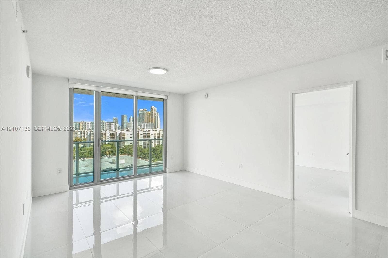330 Sunny Isles Boulevard, #5-805, Sunny Isles Beach, Sunny Isles Beach, FL 33160 Photo 10