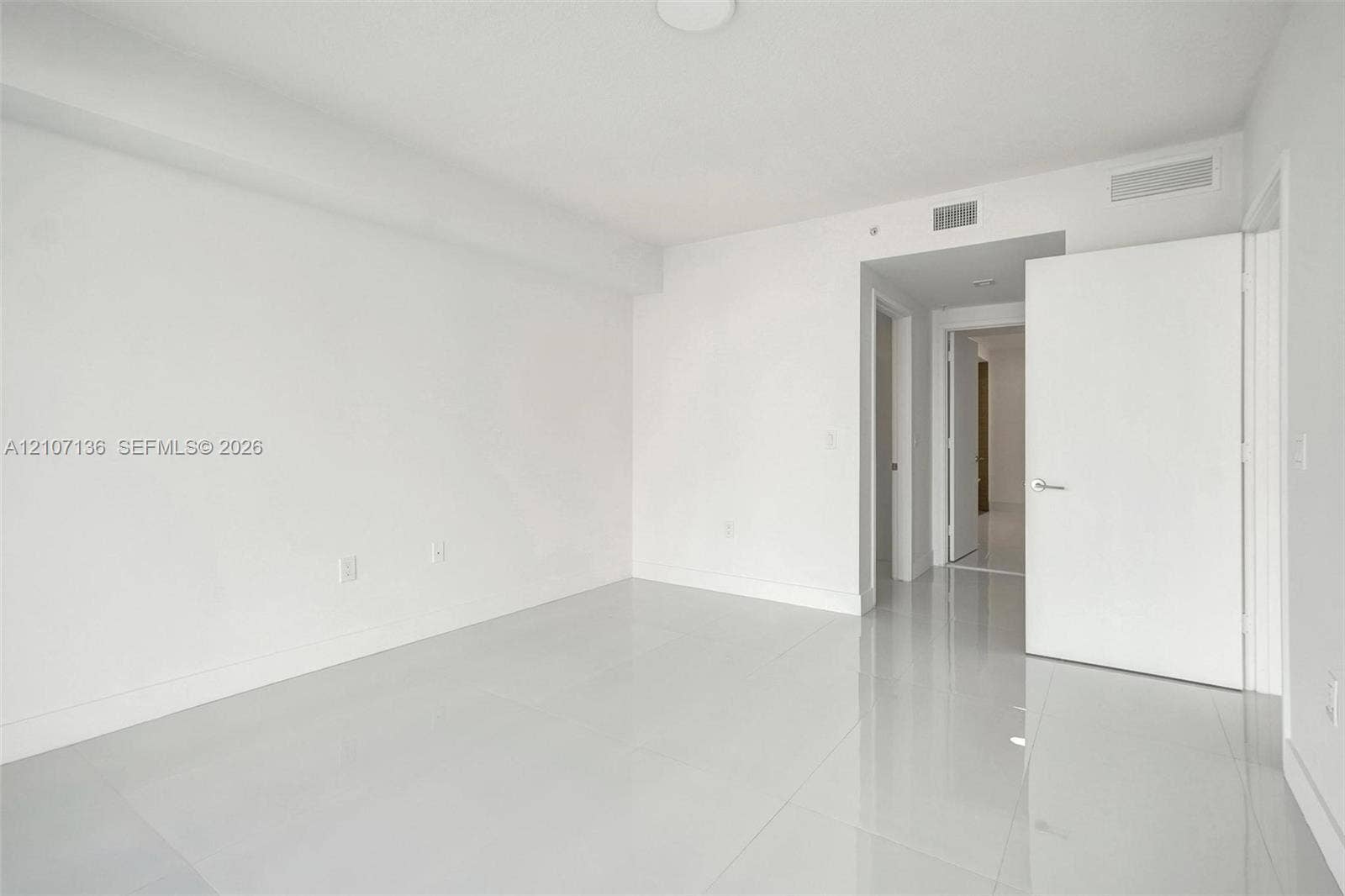 330 Sunny Isles Boulevard, #5-805, Sunny Isles Beach, Sunny Isles Beach, FL 33160 Photo 44