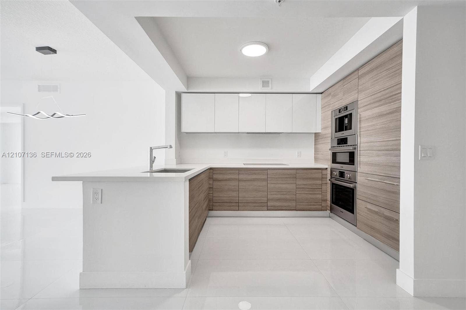 330 Sunny Isles Boulevard, #5-805, Sunny Isles Beach, Sunny Isles Beach, FL 33160 Photo 19