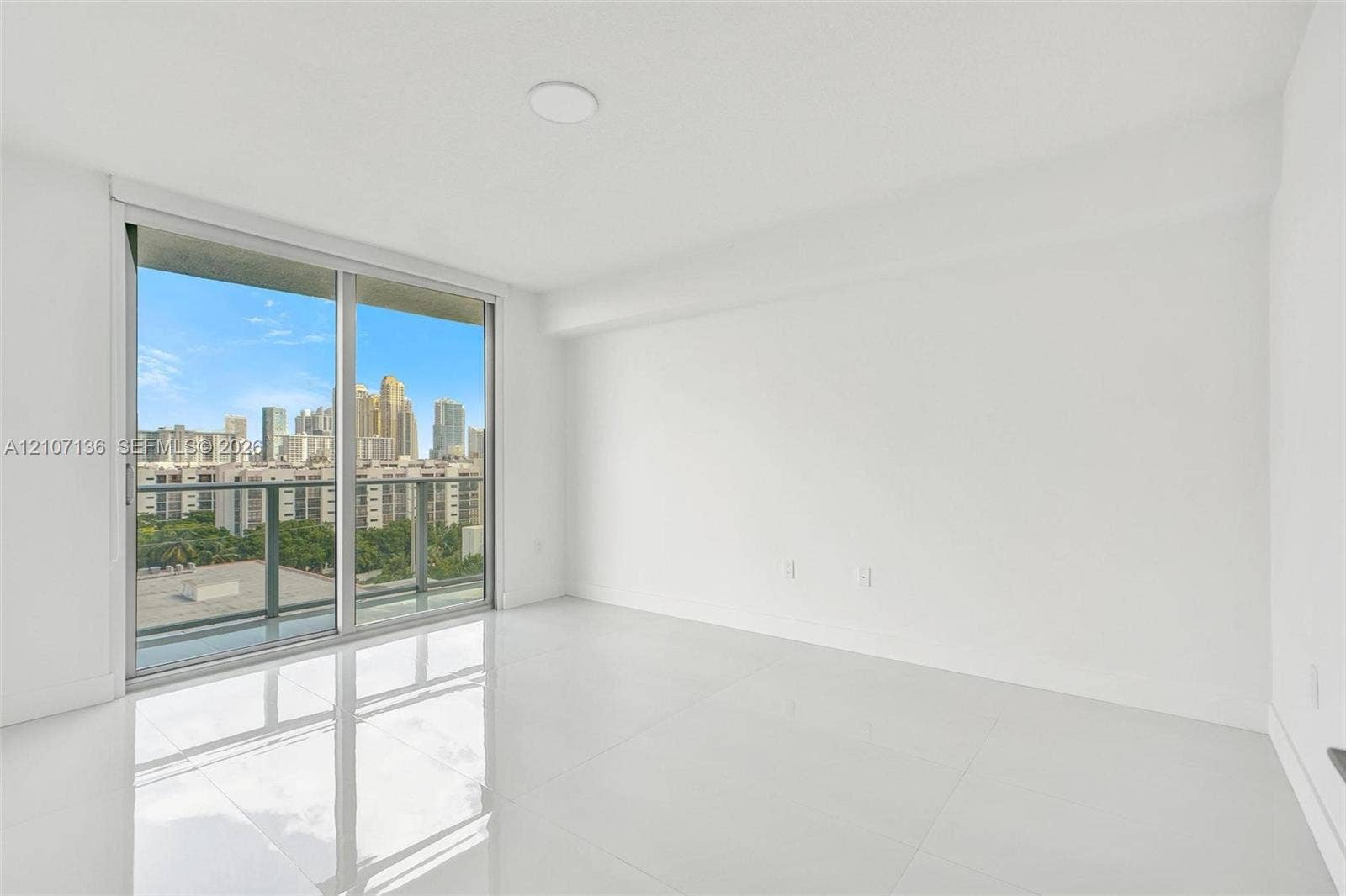 330 Sunny Isles Boulevard, #5-805, Sunny Isles Beach, Sunny Isles Beach, FL 33160 Photo 41