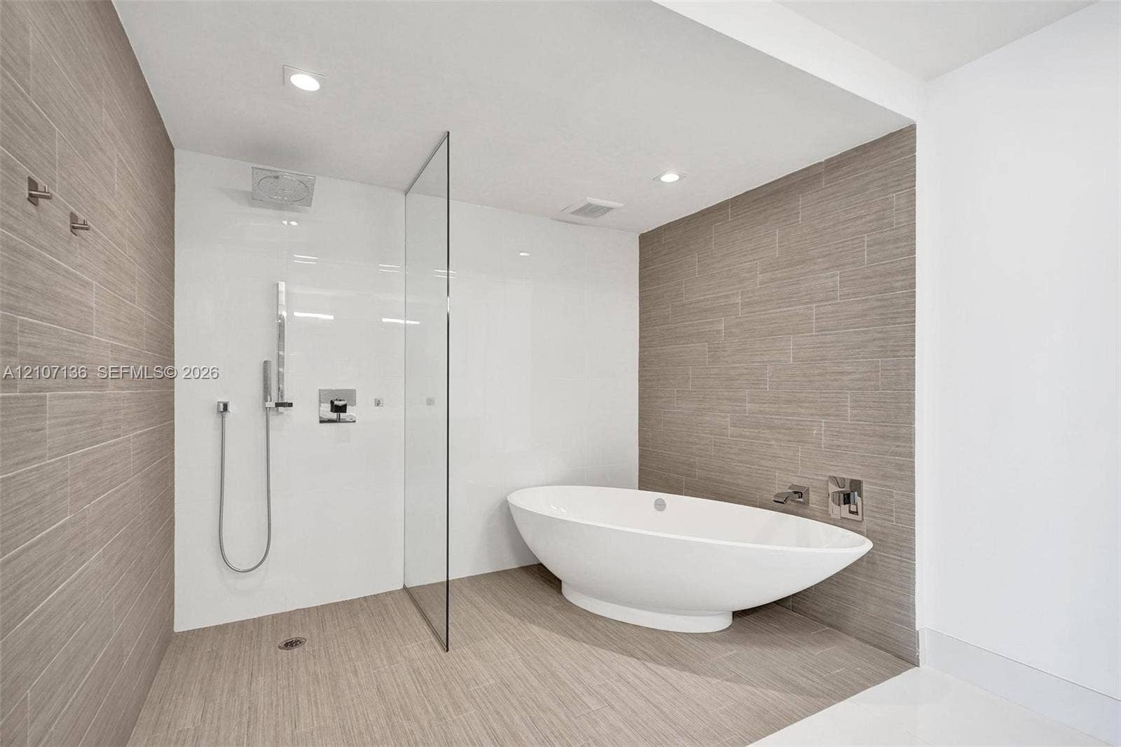 330 Sunny Isles Boulevard, #5-805, Sunny Isles Beach, Sunny Isles Beach, FL 33160 Photo 51