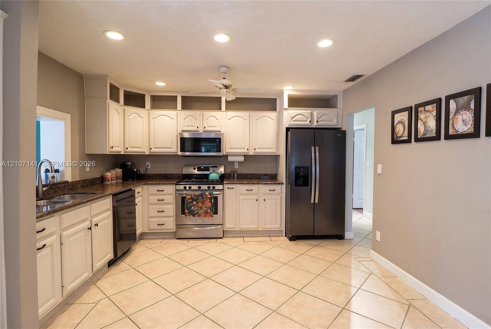 9761 SW 123rd Street, Miami, FL 33176 Photo 8