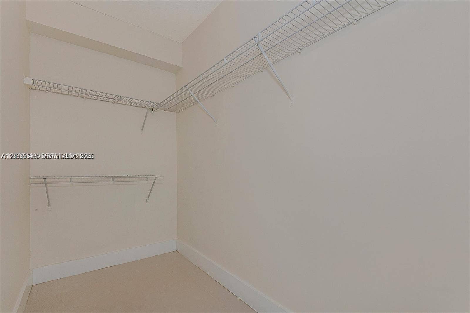 41 SE 5th Street, #2417, Miami, FL 33131 Photo 15