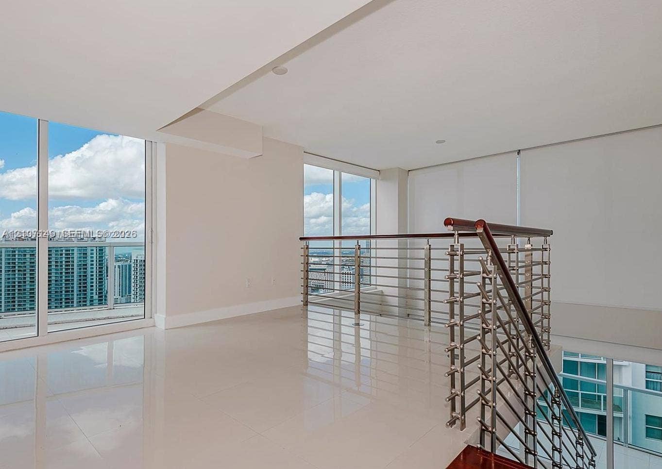41 SE 5th Street, #2417, Miami, FL 33131 Photo 10