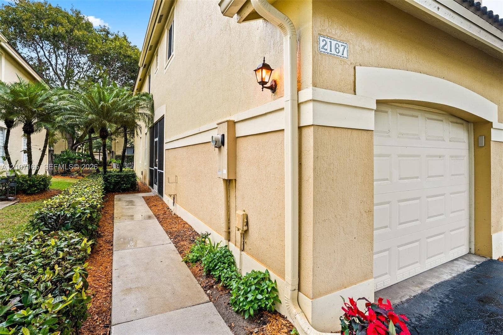 2167 Hacienda Terrace, Weston, FL 33327 Photo 2