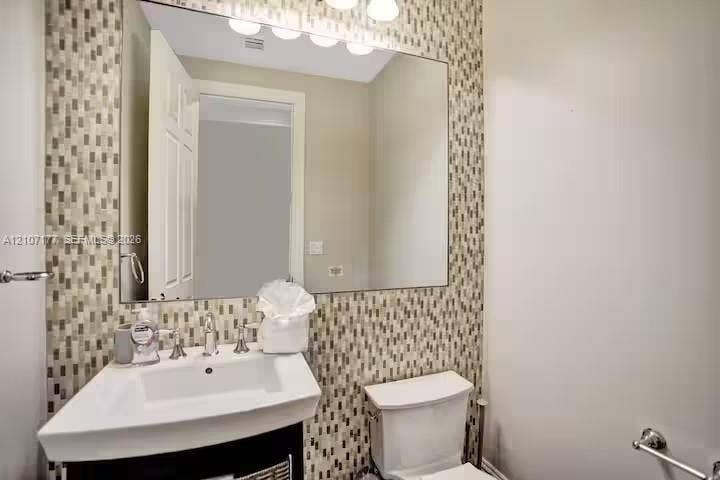 952 Lincoln Street, #., Hollywood, Hollywood, FL 33019 Photo 39