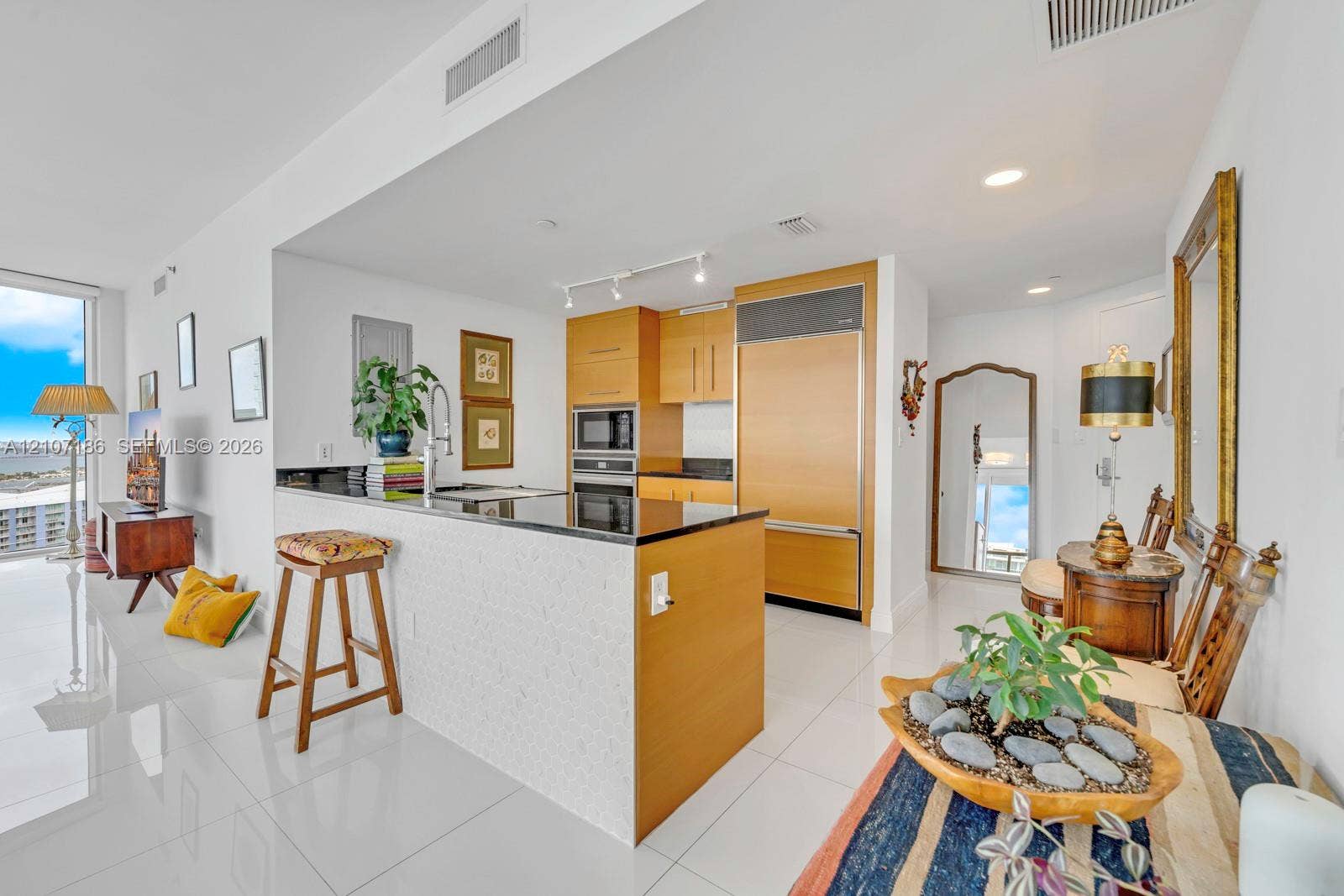 465 Brickell Avenue, #5002, Miami, FL 33131 Photo 9