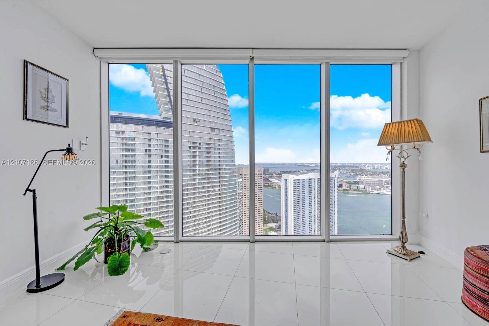 465 Brickell Avenue, #5002, Miami, FL 33131 Photo 12