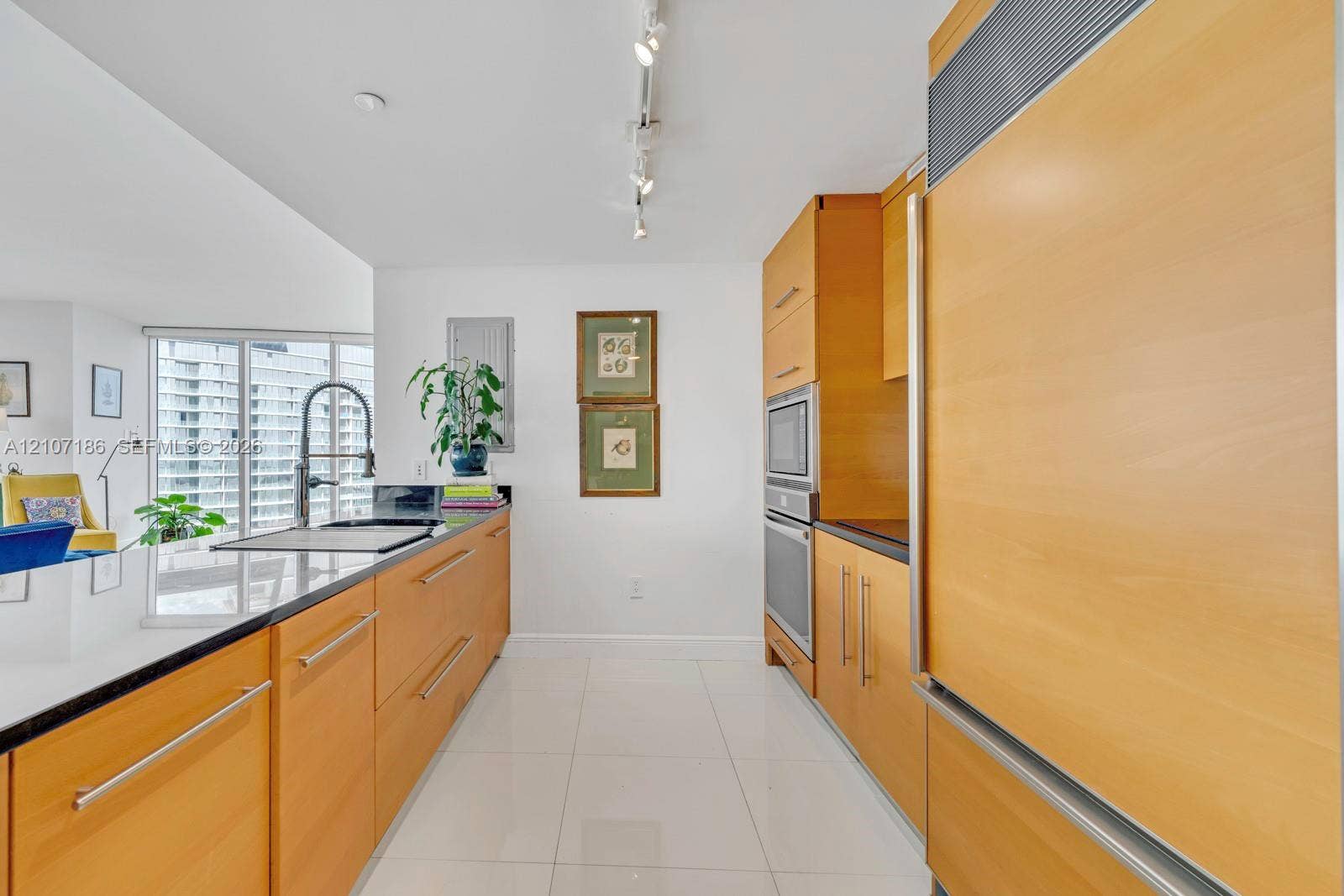 465 Brickell Avenue, #5002, Miami, FL 33131 Photo 8