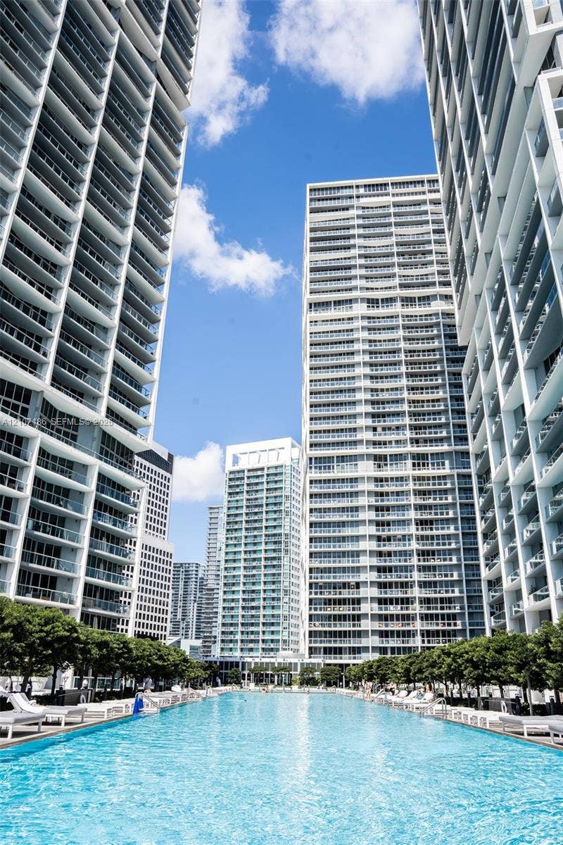 465 Brickell Avenue, #5002, Miami, FL 33131 Photo 22