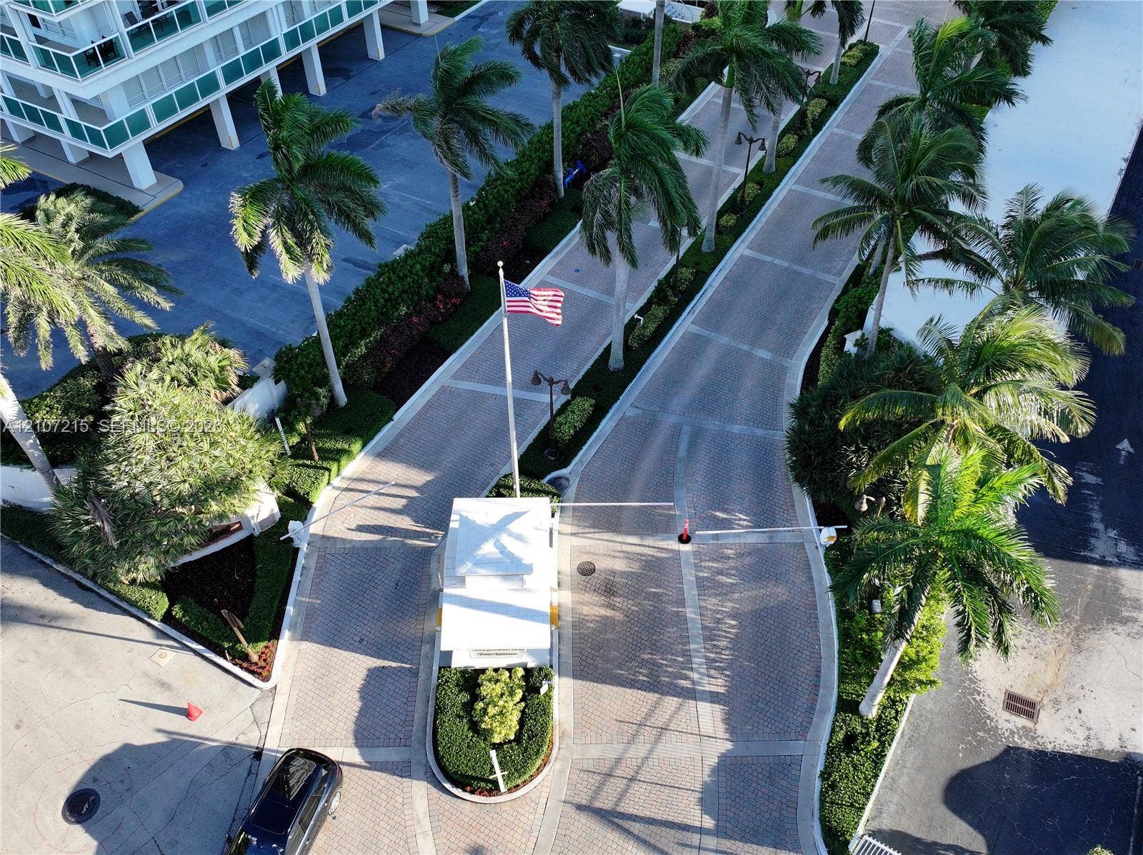 2100 S Ocean Lane, #303, Fort Lauderdale, FL 33316 Photo 4
