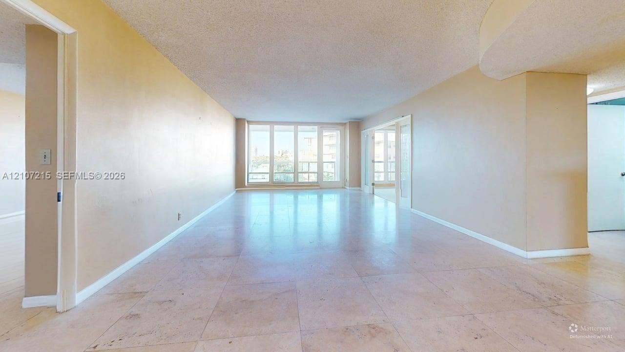 2100 S Ocean Lane, #303, Fort Lauderdale, FL 33316 living room