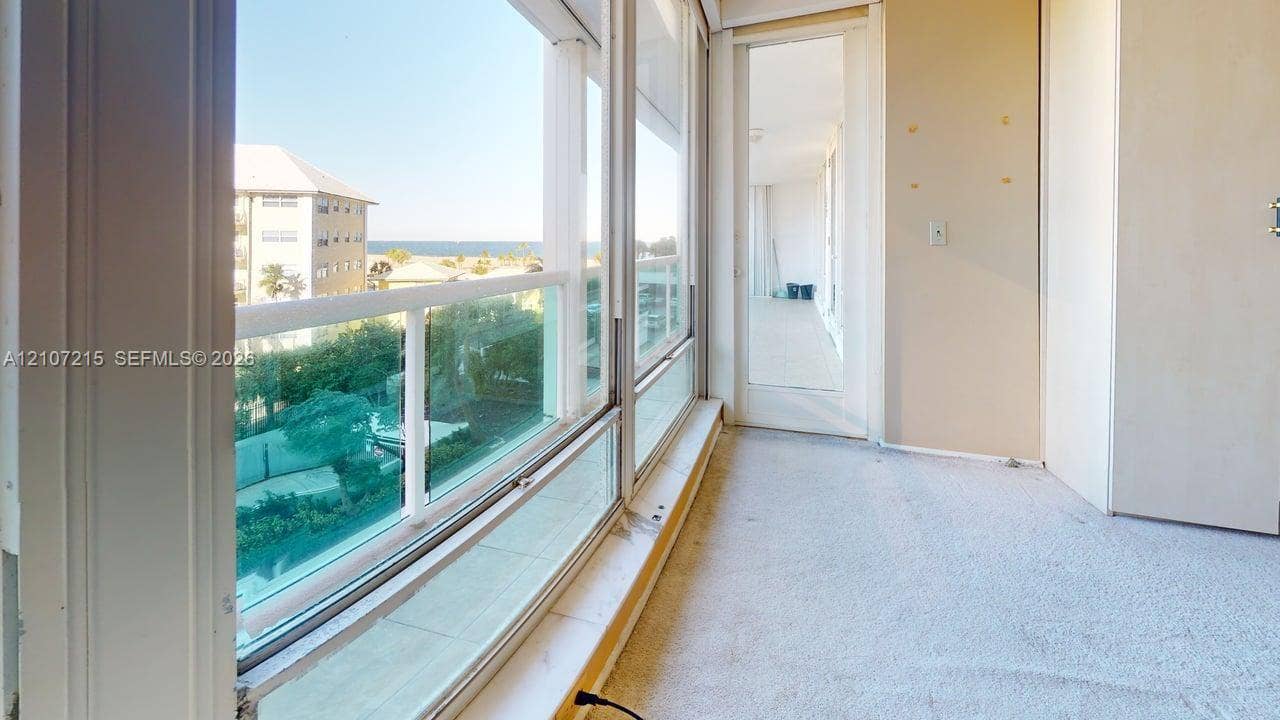 2100 S Ocean Lane, #303, Fort Lauderdale, FL 33316 primary suite
