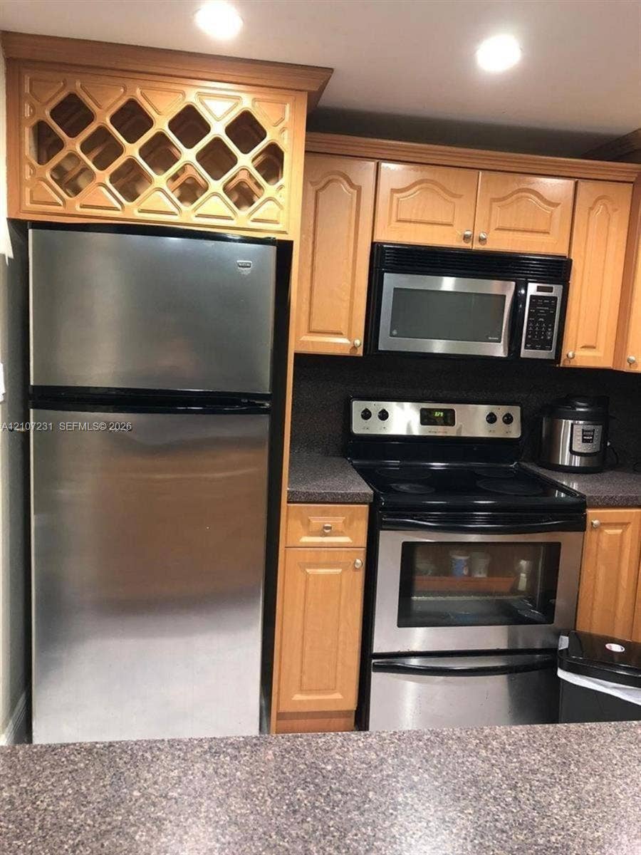 Property photo for 7000 NW 186th Street, #4-214, Hialeah, FL
