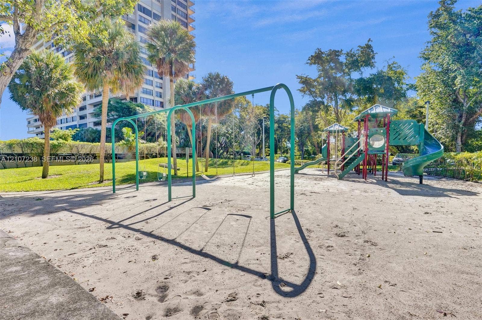 11111 Biscayne Boulevard, #1125, Miami, Miami, FL 33181 Photo 35
