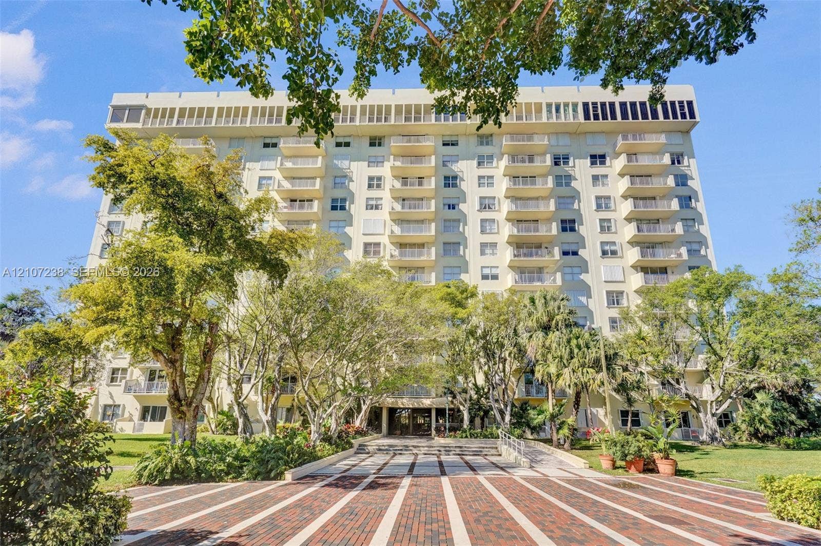 11111 Biscayne Boulevard, #1125, Miami, Miami, FL 33181 Photo 32