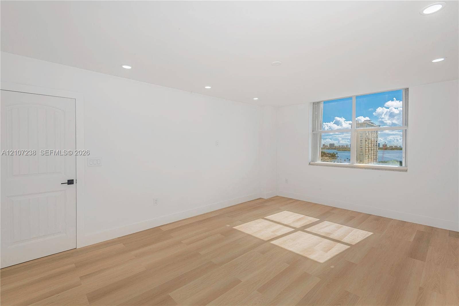 11111 Biscayne Boulevard, #1125, Miami, Miami, FL 33181 Photo 5