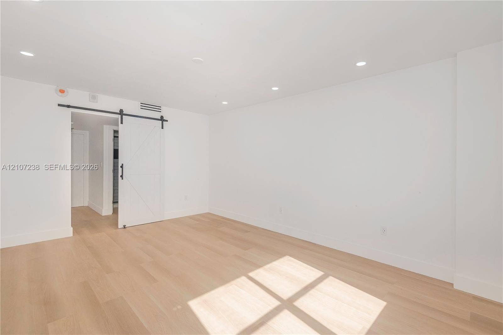 11111 Biscayne Boulevard, #1125, Miami, Miami, FL 33181 Photo 21