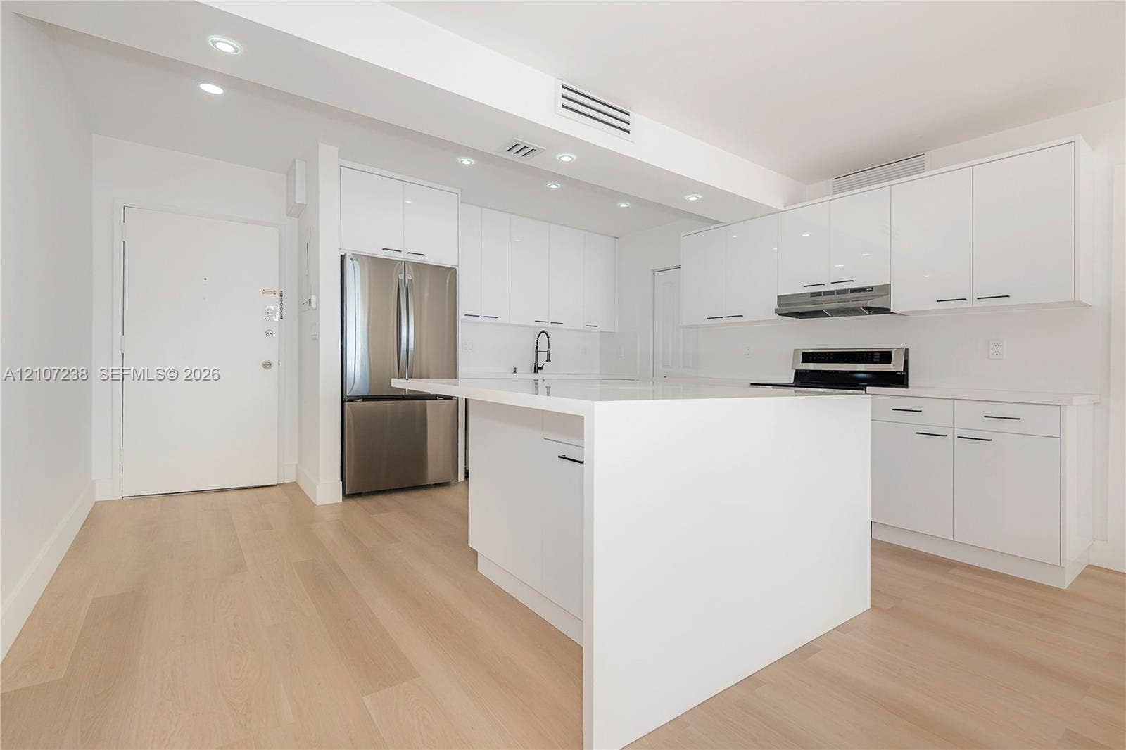 11111 Biscayne Boulevard, #1125, Miami, Miami, FL 33181 Photo 17