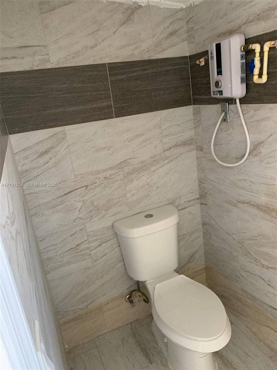 517 NW 1st Avenue, #4, Hallandale Beach, Hallandale Beach, FL 33009 Photo 13