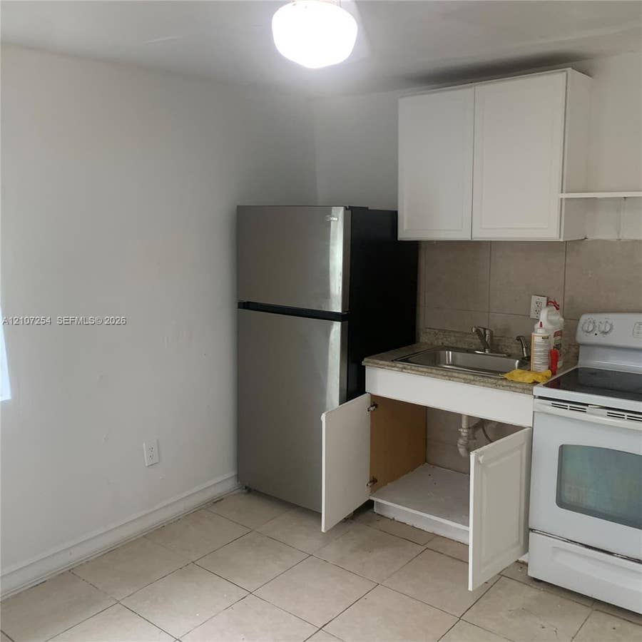 Property photo for 517 NW 1st Avenue, #4, Hallandale Beach, FL