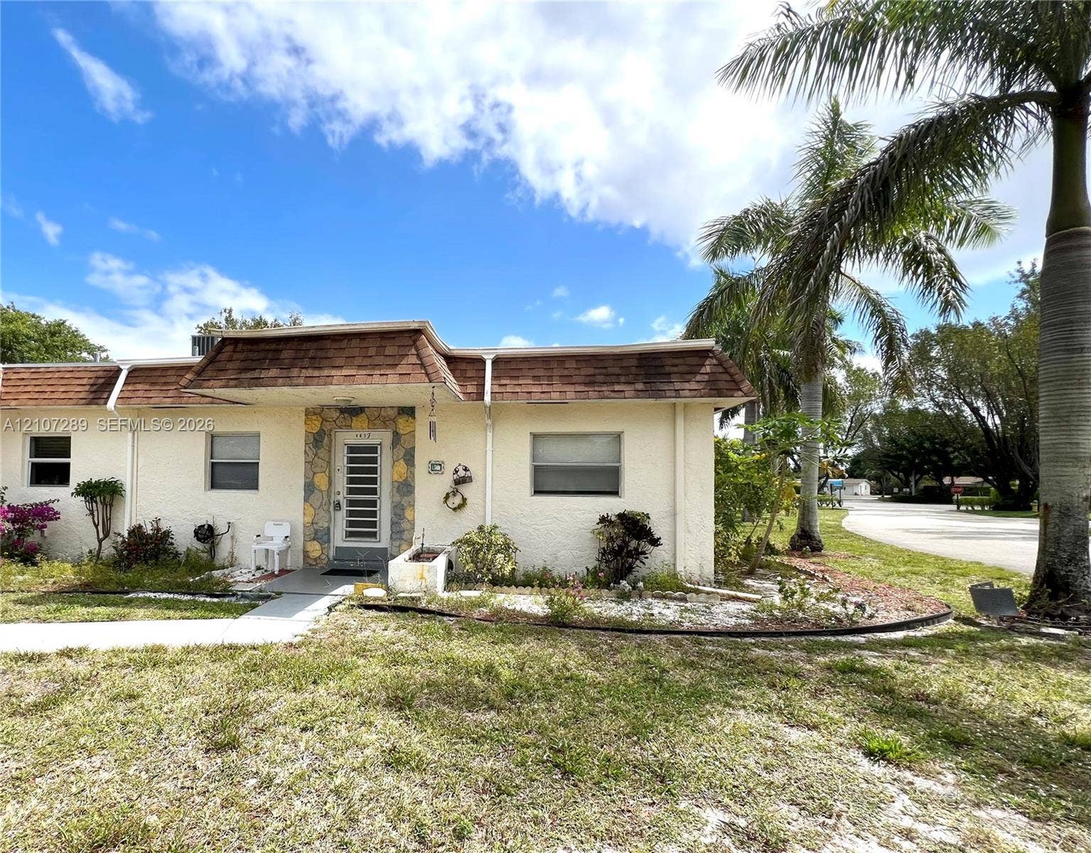 403 SW Natura Avenue, #F, Deerfield Beach, Deerfield Beach, FL 33441 front