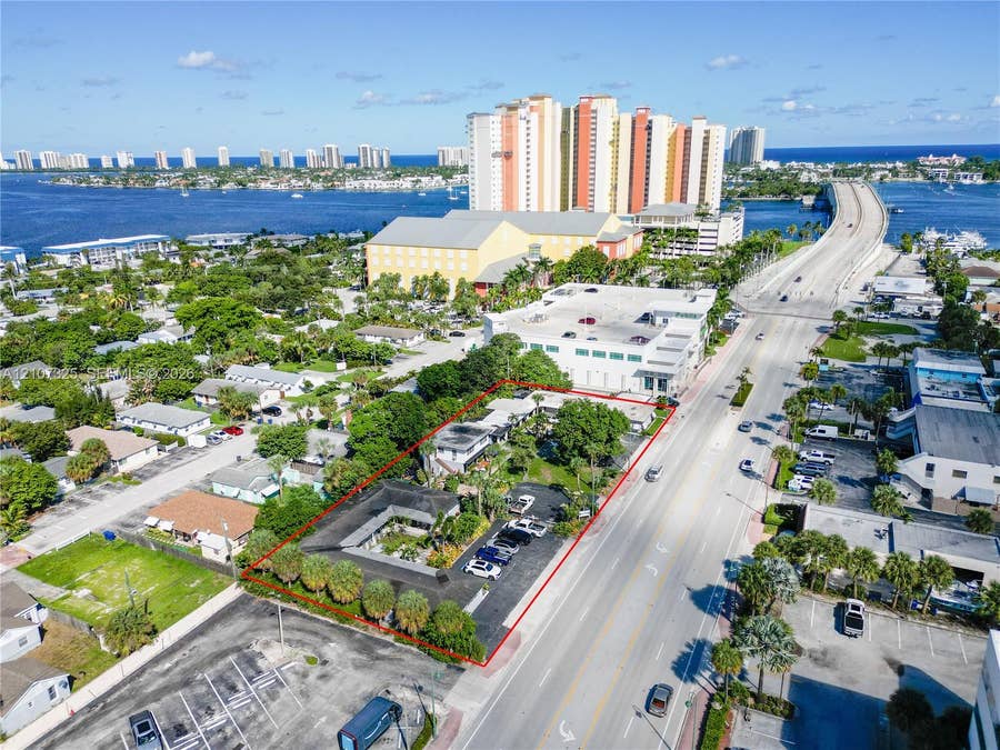 Property photo for 186 E Blue Heron Boulevard, Riviera Beach, FL