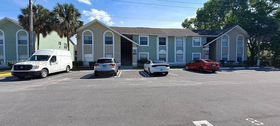 Property photo for 4100 Pershing Pointe Place, #4, Orlando, FL