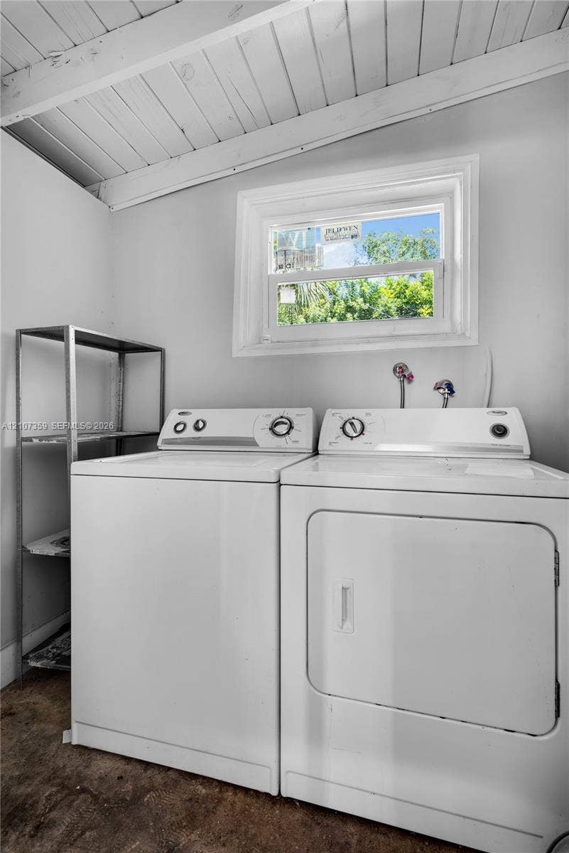 4500 NE 18th Avenue, Pompano Beach, Pompano Beach, FL 33064 Dedicated laundry area with washer and dryer for everyday convenience.