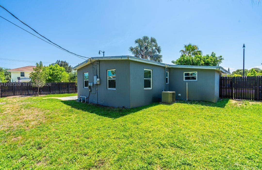 4500 NE 18th Avenue, Pompano Beach, Pompano Beach, FL 33064 Spacious fenced backyard providing plenty of room for outdoor enjoyment.