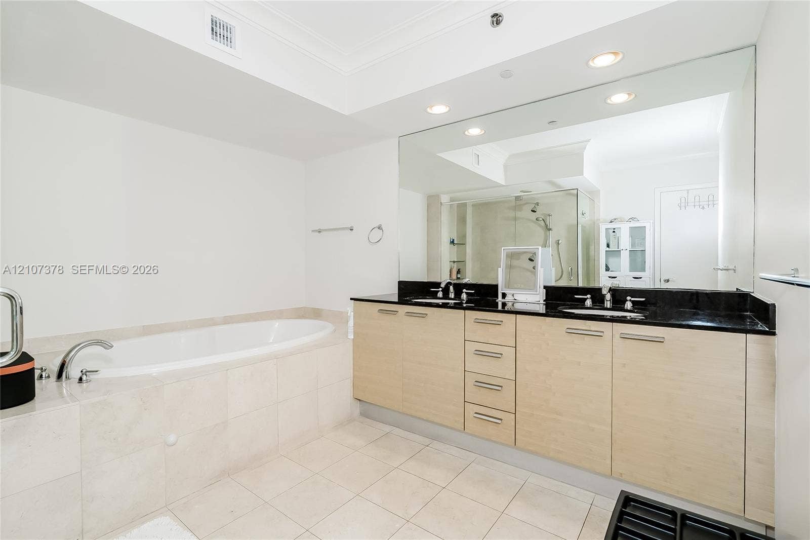1830 S Ocean Drive, #3511, Hallandale Beach, FL 33009 Photo 12