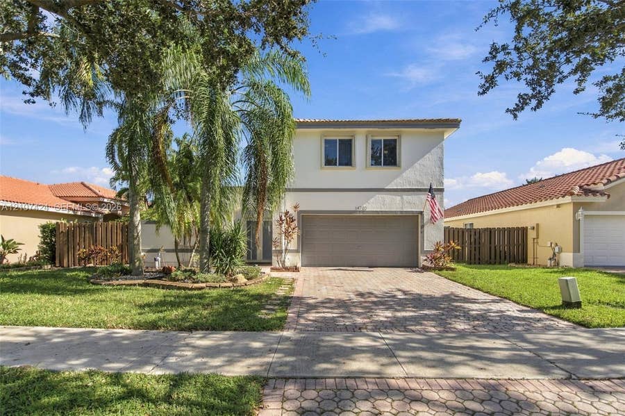 Property photo for 14702 Vista Luna Drive, Davie, FL