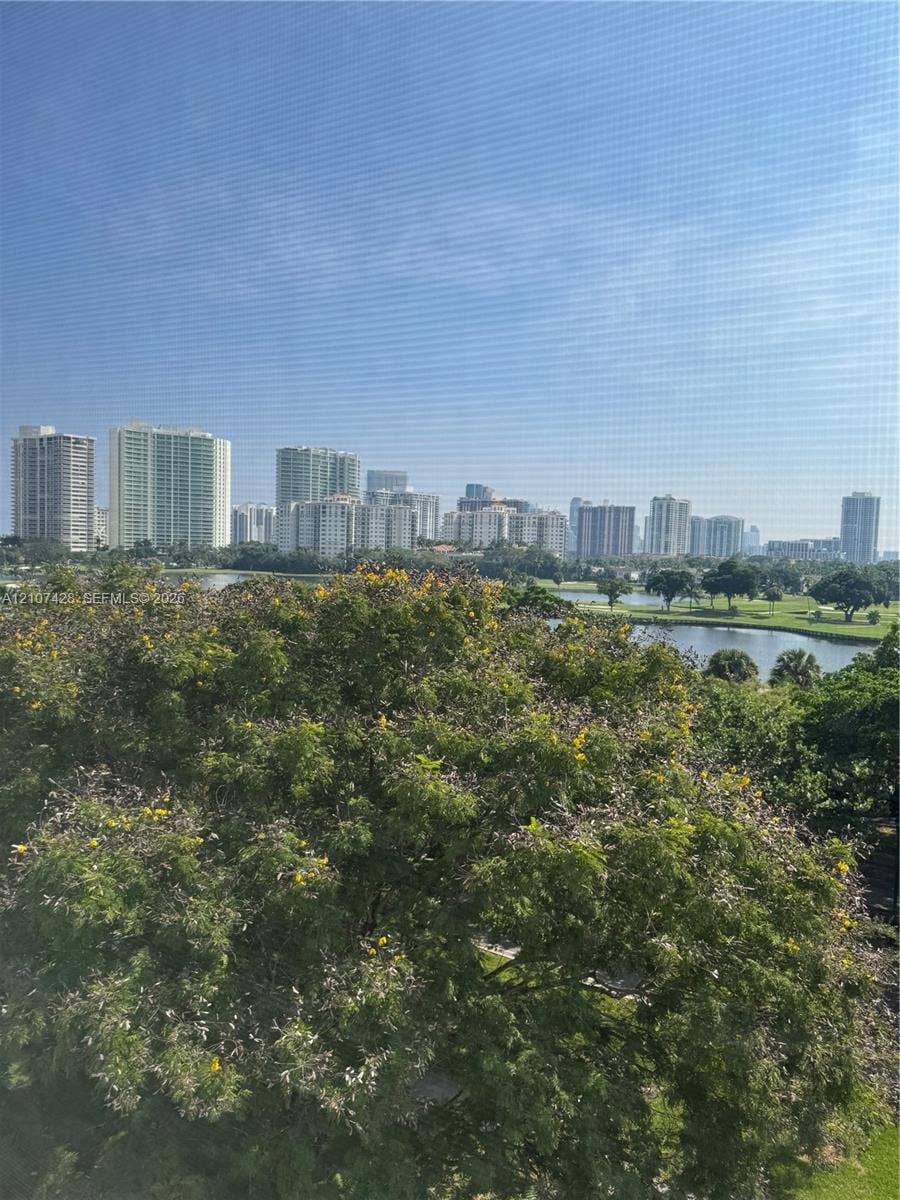 3475 N Country Club Drive, #704, Aventura, Aventura, FL 33180 Photo 4