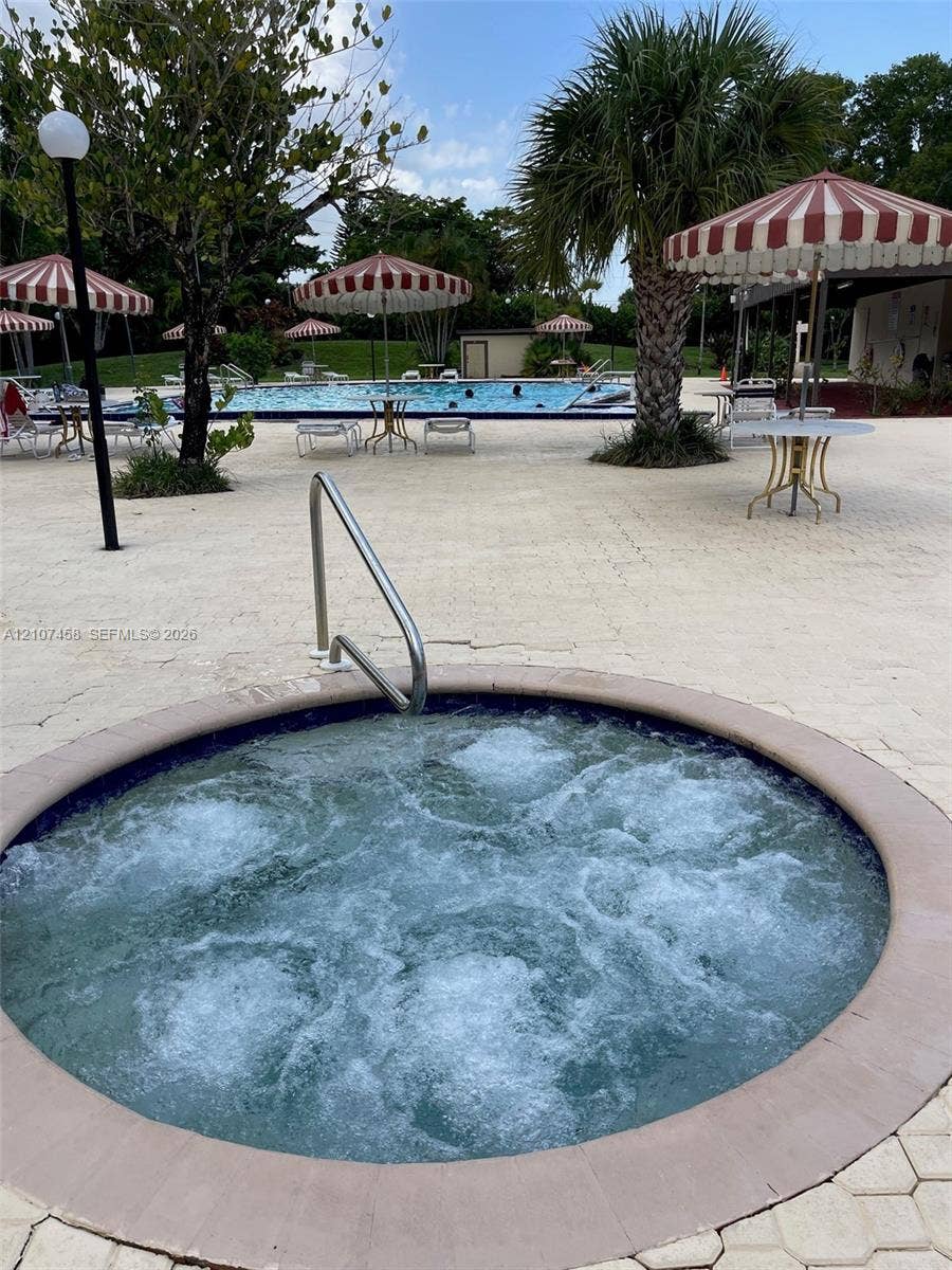 7300 NW 17th Street, #421, Plantation, Plantation, FL 33313 Photo 22